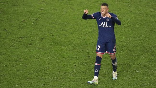 ”皇家马德里和比利亚雷亚尔的比赛将在北京时间12月18日凌晨4点进行。